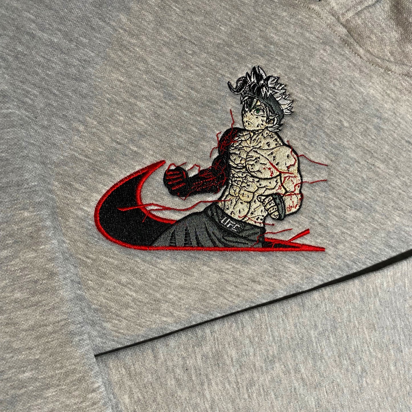 LIMITED 5th Clover EMBROIDERED HOODIE